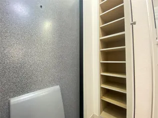 ハイツ ジョイフル【1階】の玄関