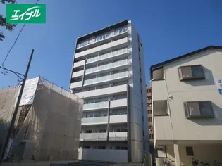 リベルティアの画像