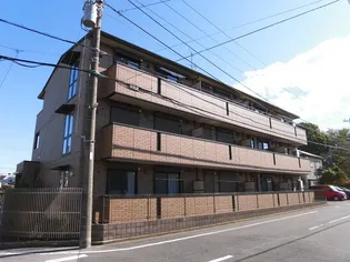 エスト フェルムの画像