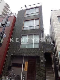 山口ビル【2階】の外観