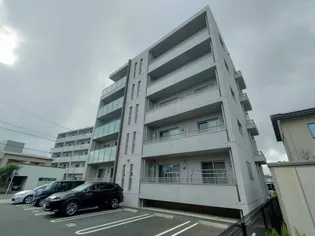 GRANDEURの画像