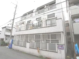 ビッグバーンズマンション桜園の外観