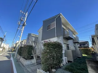 HOUSEしゅんざん【2階】の外観