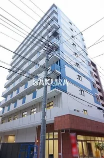 スカイブルーレジデンス横浜【3階】の外観