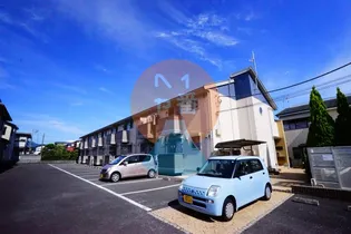 神奈川県小田原市中里【アパート】の外観