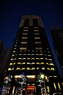 東京都新宿区西新宿7【マンション】の外観