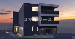 エリーナウエストの画像