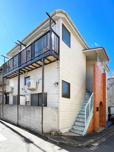 アーネスト中新【1階】の外観