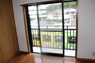 大平コーポ【1階】の居間