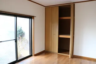 大平コーポ【1階】の居間