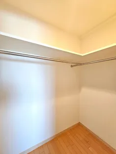 グローイングコート君津406【4階】の内装