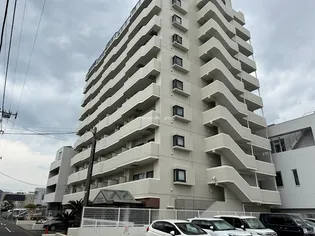 ライオンズマンション平塚駅前【2階】の外観