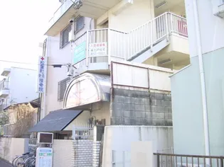 名倉ロイヤルコーポ【4階】の外観