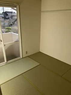 キャピトル桃山【2階】の内装