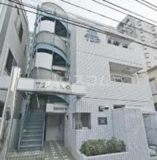 トップ新丸子【1階】の外観