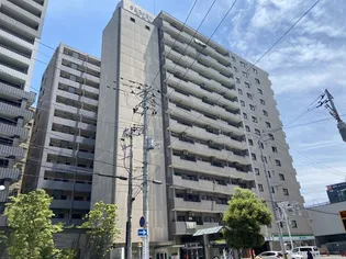 ウエストプラザ花京院【6階】の外観