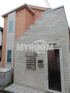 ドミシルAya五番館【1階】の外観