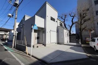 東京都狛江市駒井町1【一戸建】の外観