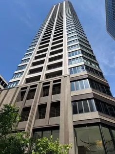 BRANZ TOWER 大阪本町【23階】の外観
