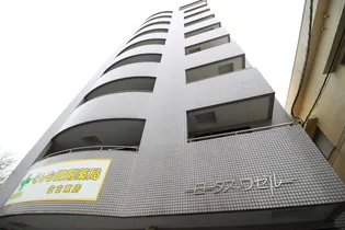 徳島県徳島市上助任町三本松【マンション】の外観