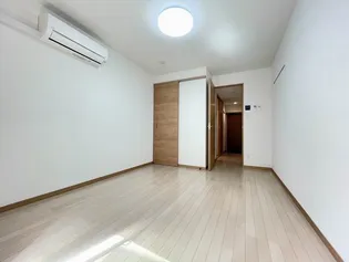 Primavera S.の内装