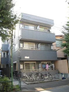 サンイング鎌倉【1階】の外観