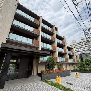 東京都港区南麻布4【マンション】の外観