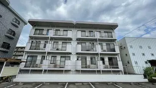 マンションカトレア【1階】の外観