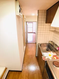 プルミエール南中里【3階】の玄関