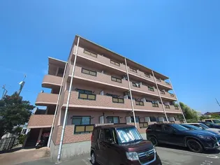 シャイニング2000【1階】の外観