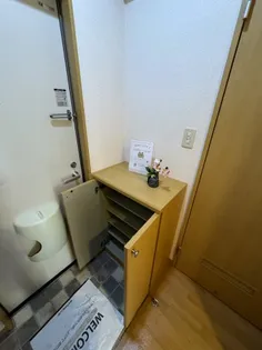 Y’sAP厨川の玄関