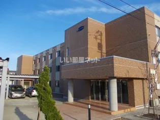 グラン・オーヴェルサン【3階】の外観