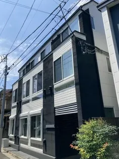 東京都中野区本町3【マンション】の外観