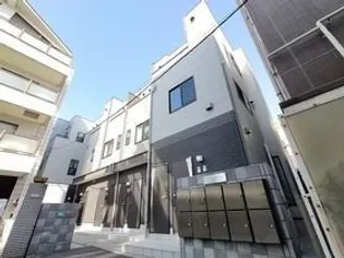 東京都新宿区新小川町【アパート】の外観