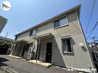 パインハウスIIIの画像