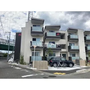 F asecia avance【2階】の外観