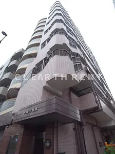 ドルフ板橋【3階】の外観