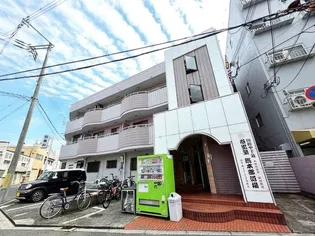 ティクスアパートメントの画像