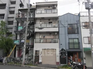 玉田マンションの画像