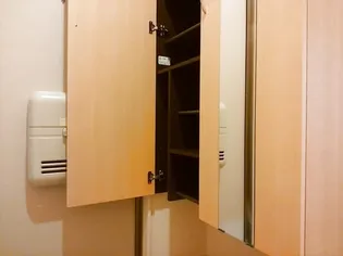 フルール都【2階】の玄関