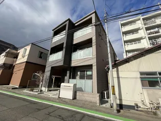 シャーメゾン真栄【1階】の外観