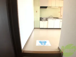 コーポ砂押南【3階】の玄関