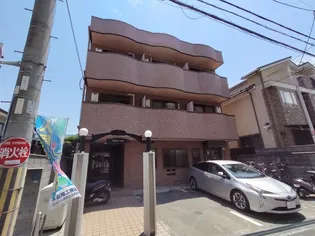 ランドロード・トミオ【3階】の外観