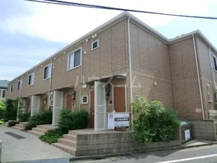 グランモア千歳烏山【2階】の外観