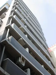 東京都渋谷区本町1【マンション】の外観