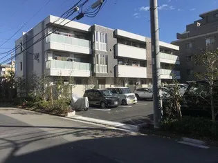 トレスオーベン【2階】の外観