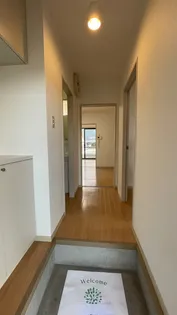 ファミール北内【2階】の玄関