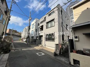 ビエナ赤坂【2階】の外観