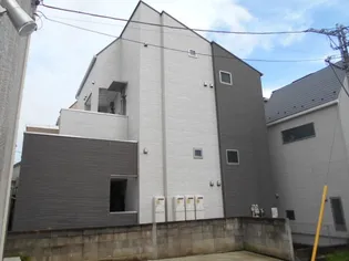 ロマンシング【1階】の外観