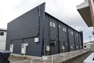 ペッシェルーナ【2階】の外観